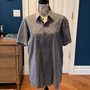 Men’s short sleeve shirt